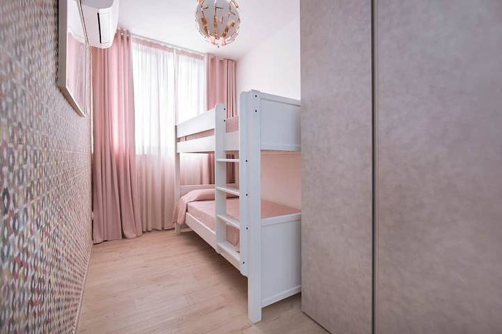 Entire apartment, Cristoforo Colombo 12 Int 1A in San Bartolomeo al Mare (City), San Bartolomeo al Mare