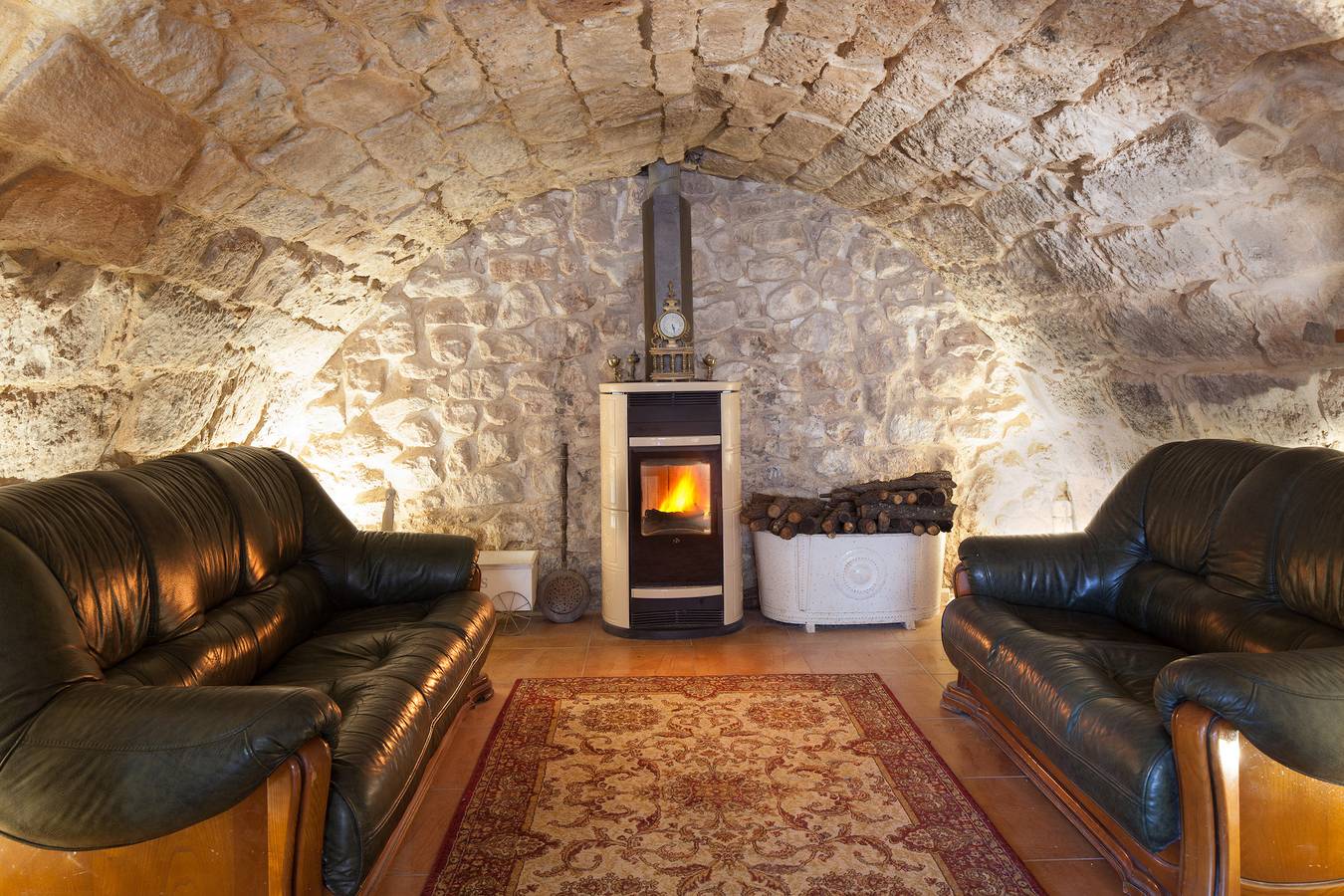 Private villa for 20 guest, boutique hotel style! in Rubió, Barcelona Binnenland