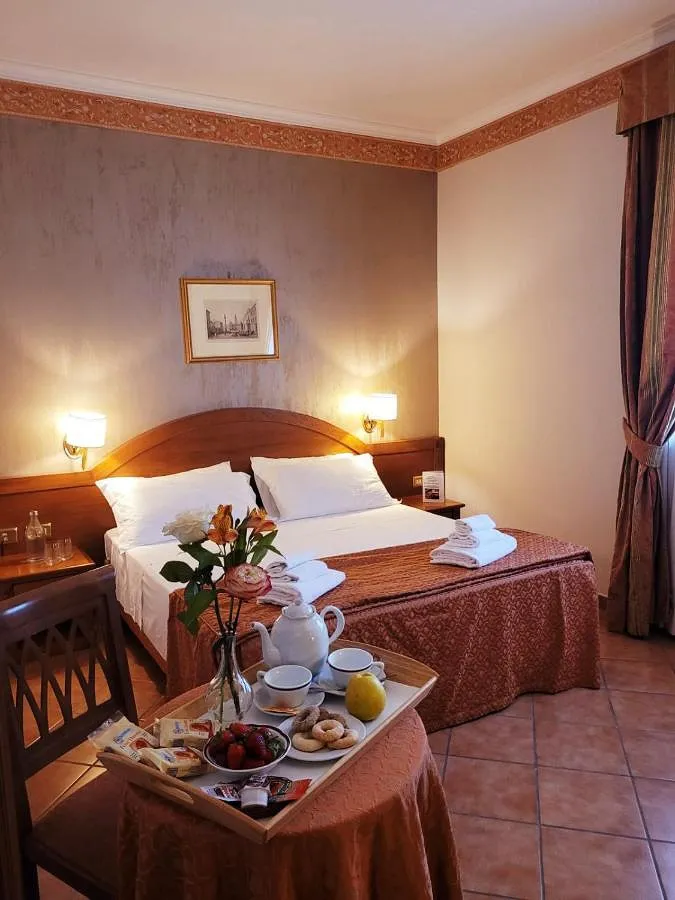 Hotel für 2 Personen, mit Garten - 1