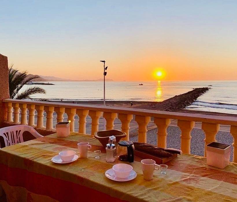 Entire holiday apartment, Holiday apartment for 6 people with balcony in Playa Carrer La Mar, el Campello