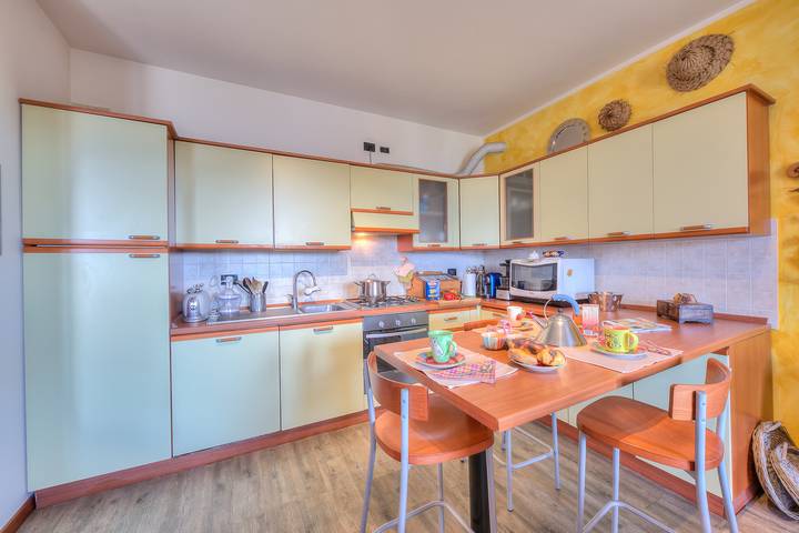 Ferienhaus für 6 Personen, mit Balkon und Seeblick, kinderfreundlich am Lago Maggiore - 4