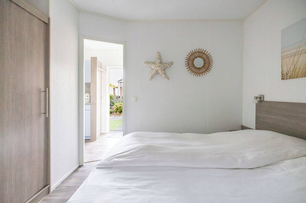 Luxuriöses Chalet in Fußnähe zum Strand in Groot Valkenisse, Biggekerke