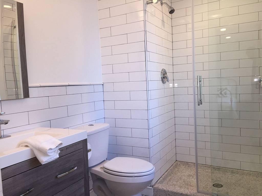 Familien-bereite Blöcke vom Tamarack Strand in Carlsbad, San Diego County