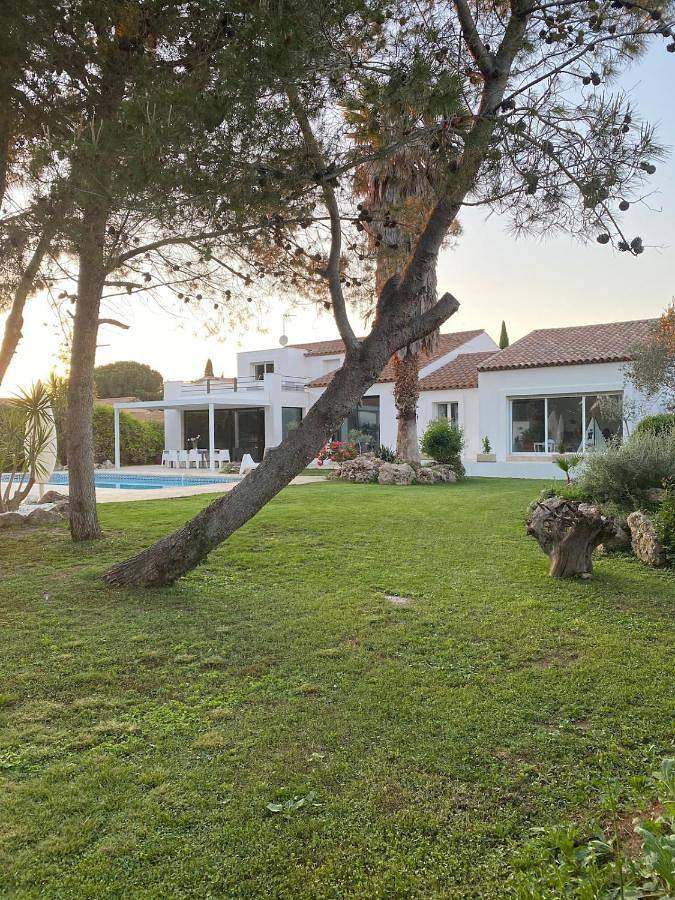 Chalet para 8 personas, con piscina y jardín - 1