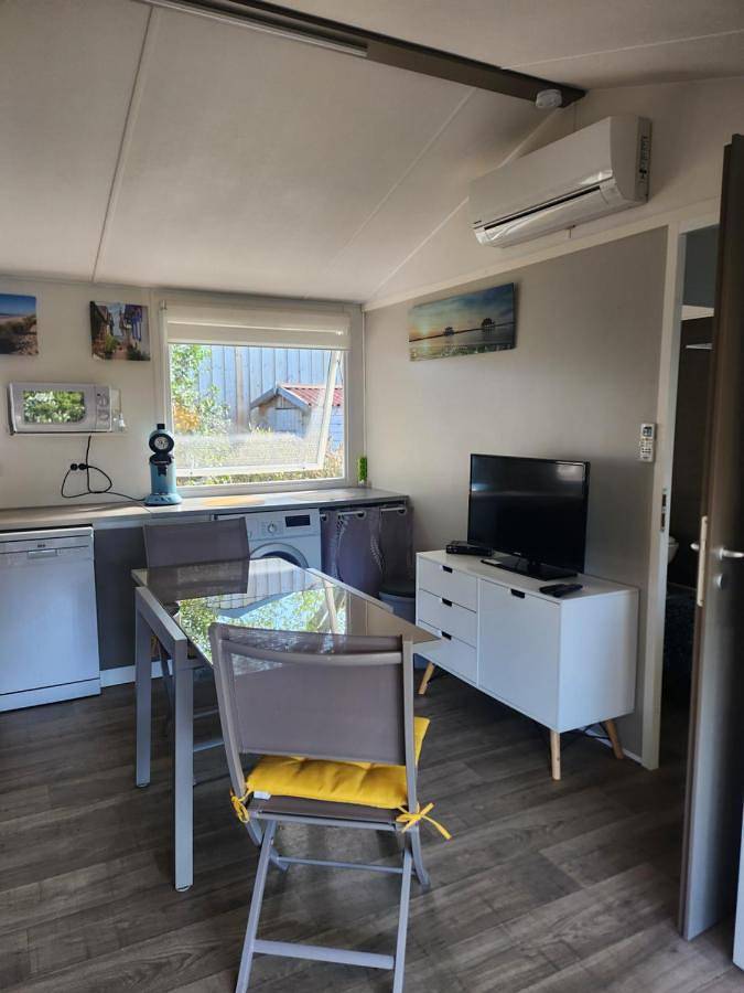 Camping pour 4 personnes, avec piscine et jardin, animaux acceptés à Gujan-Mestras - 4