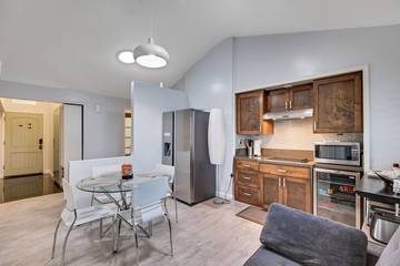 Vacation House for 16 Guests in Los Angeles County, Picture 4