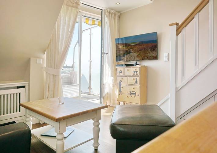 Ganze Wohnung, 2-Raum Appartement mit ca. 32m ² Nutzfläche, Parkplatz, Nichtraucher. in Wenningstedt, Sylt
