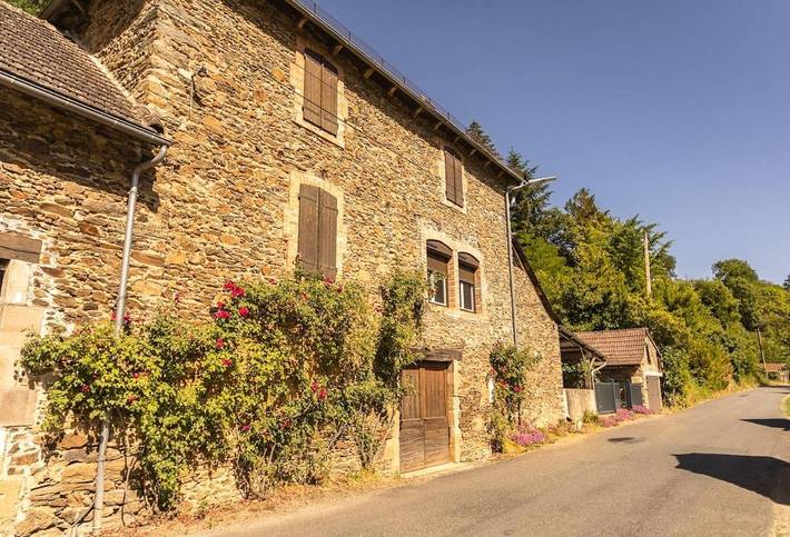 Location de vacances pour 6 personnes, avec Terrasse à Saint-Parthem