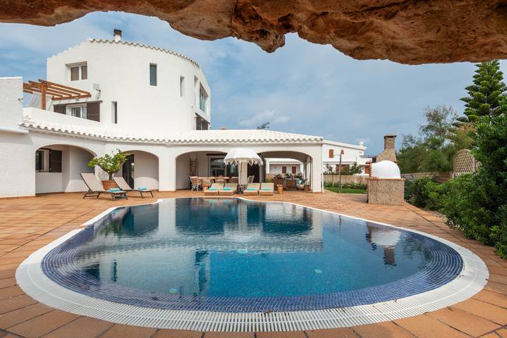 Ferienhaus für 8 Personen, mit Balkon und Terrasse sowie Garten in Cala Morell