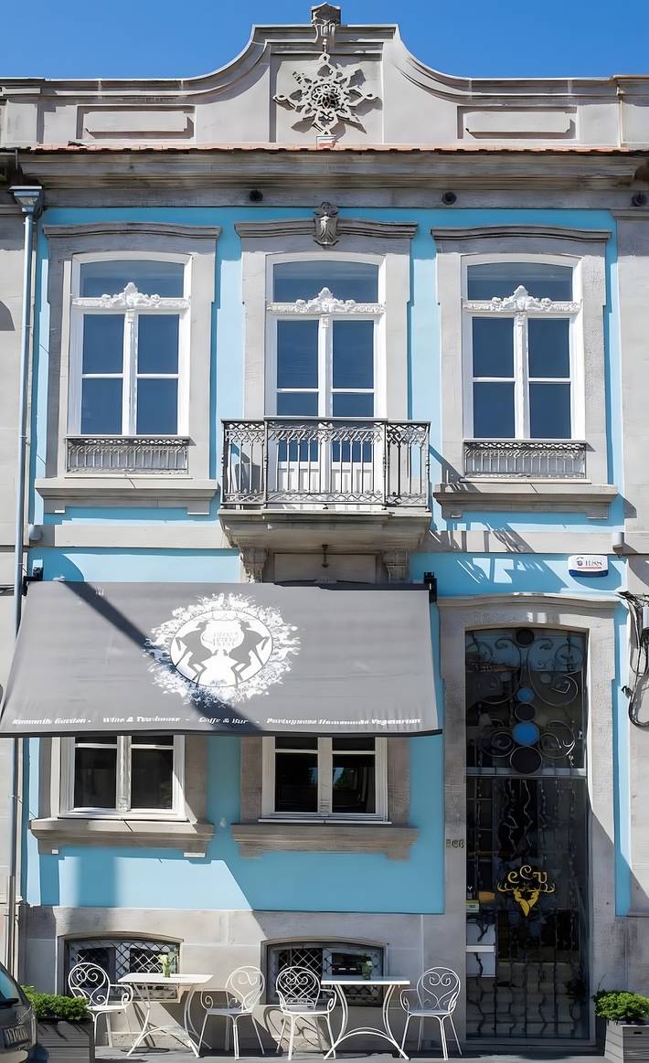Habitación 'Romeu' con jardín compartido, Wi-Fi y aire acondicionado. in Massarelos, Oporto
