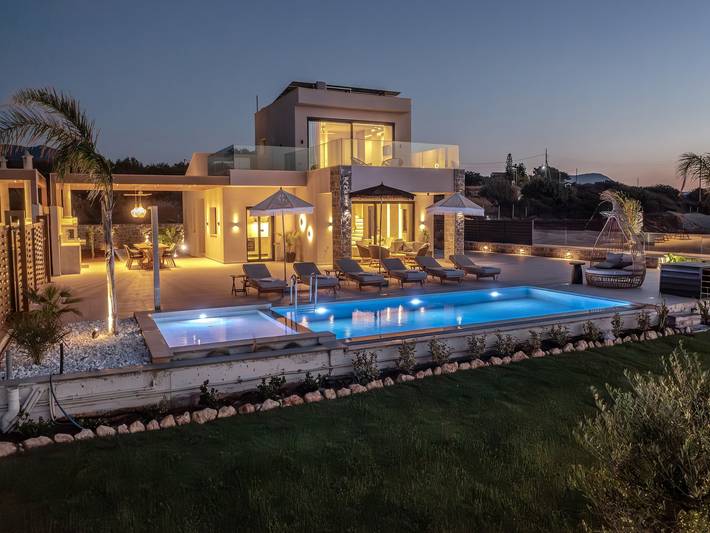 Holiday rental for 10 people, with Balcony and Terrace as well as Garden and Pool in Hersonissos