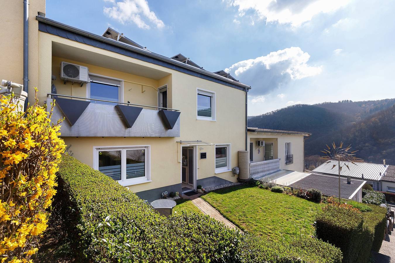 Ganzes Studio, Apartment 'David' mit Bergblick, Gemeinschaftsgarten und Wlan in Lorch, Rheingau-Taunus-Kreis