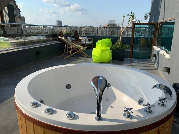 Chambre d’hôte pour 21 personnes, avec balcon et jacuzzi à Bucarest - 4