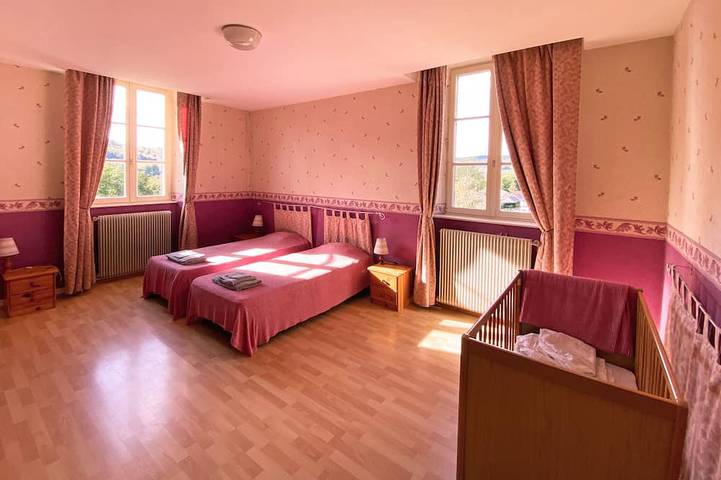 Location de vacances pour 15 personnes, avec jardin à Plainfaing - 2