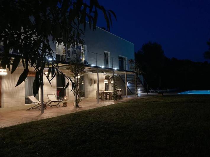 Gîte pour 2 personnes, avec Terrasse et Jardin ainsi que Piscine et Vue à Vall-llobrega