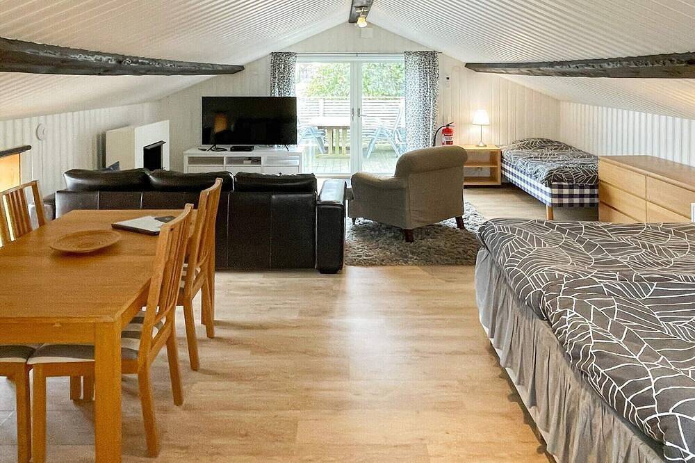 4 star holiday home in Båstad in Bjärehalvön