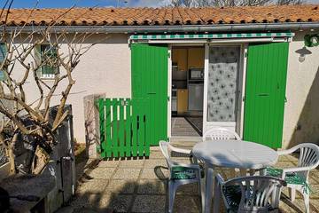 Gîte pour 2 personnes, avec jardin dans La Cotinière