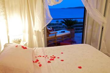 Villa for 10 People in Rukavac, Vis, Photo 3