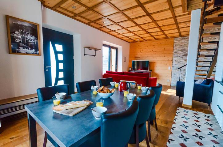 Chalet pour 6 personnes, avec jardin et jacuzzi, adapté aux familles dans Bauges - 2