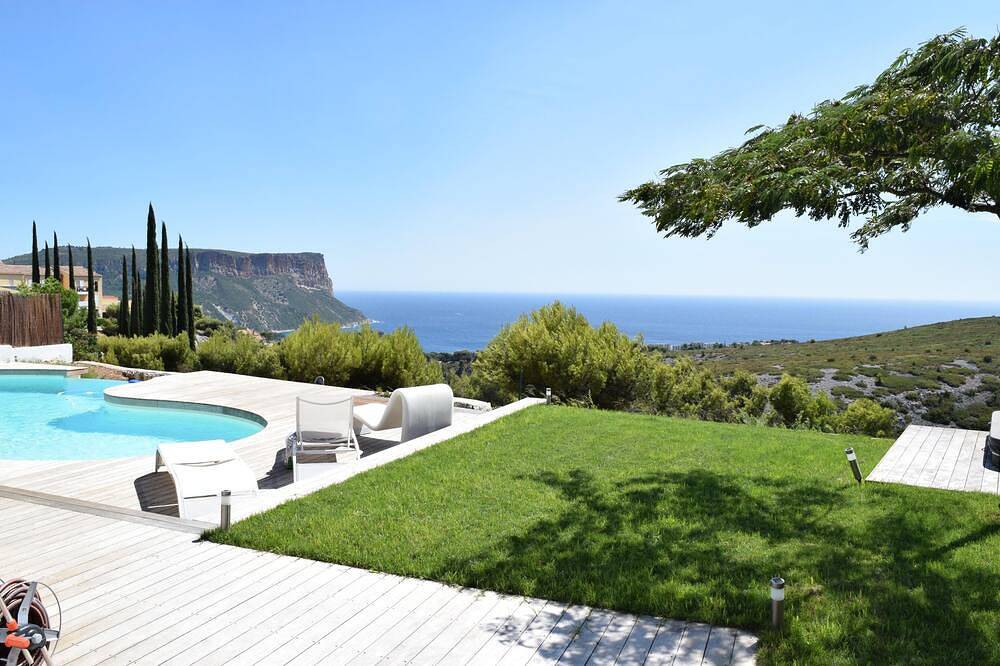 Maison De Vacances pour 12 Personnes dans Cassis, Région de Marseille