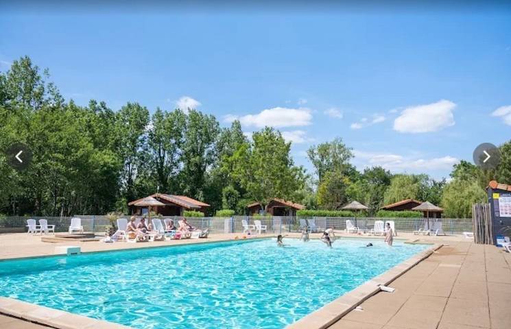 Camping für 6 Personen, mit Garten und Kinderpool in der Pays de la Loire