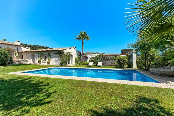 Villa pour 13 personnes, avec piscine et sauna ainsi que balcon et jardin à La Colle-sur-Loup - 4