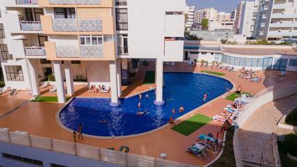 Apartamento De Férias para 4 Pessoas em Armação de Pêra, Distrito de Faro, Foto 3