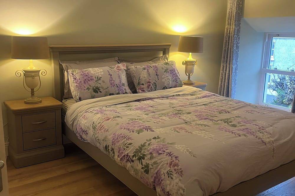 Ganze Wohnung, Beautiful 4 bedroom selfcatering apartment in Silvermines in Nenagh, County Tipperary