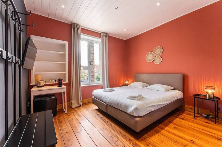 Bed and breakfast for 3 people in Bruges