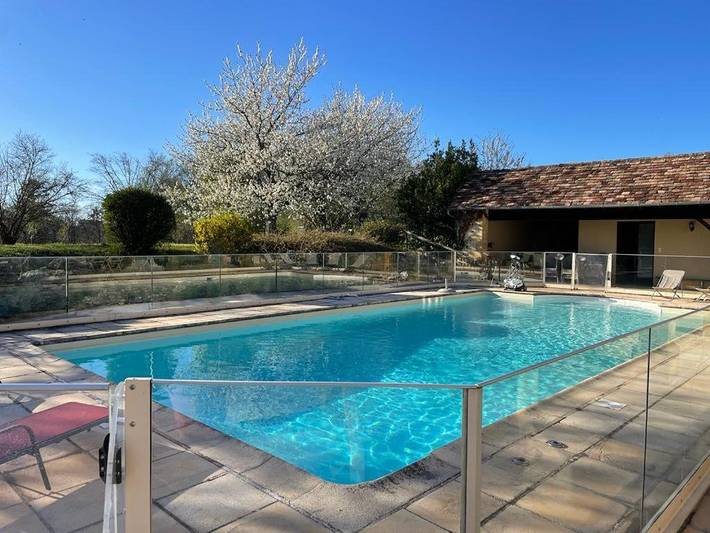 Maison d’hôte pour 2 personnes, avec vue ainsi que jardin et piscine