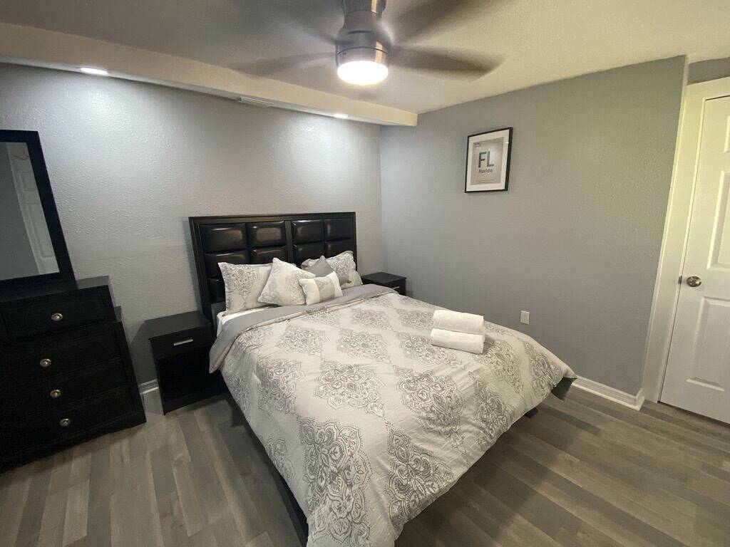 Florida's #1 Beach's Nearby! in Sarasota County