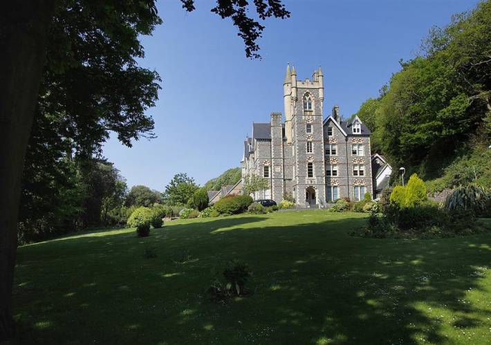 Entire apartment, 346 Langland Bay Manor in Swansea region