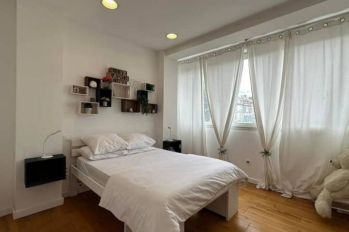 Ganze Wohnung, Beautiful atypical loft with Jacuzzi in Tarascon, Arles und Umgebung
