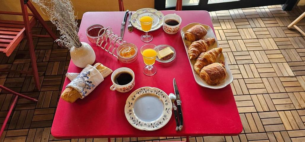 Location de vacances pour 10 personnes, avec jardin ainsi que jacuzzi et sauna à Paris-l'Hôpital - 3