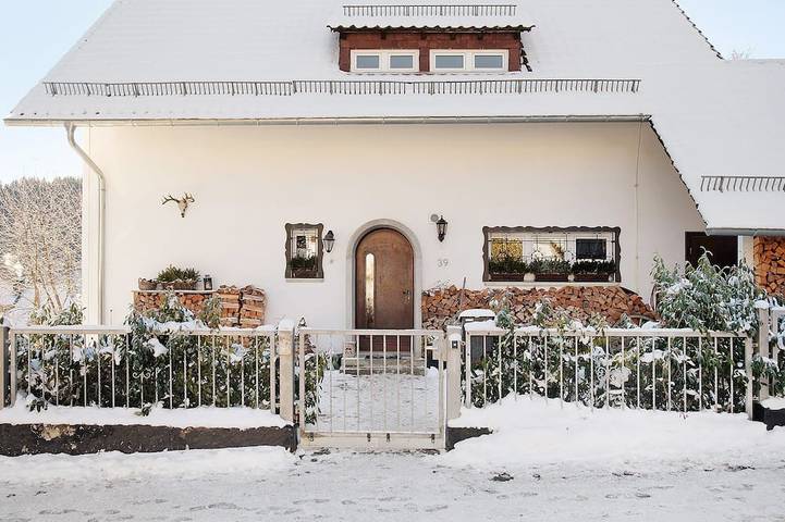 Ferienhaus für 8 Personen, mit Garten und Balkon sowie Sauna in Feldberg
