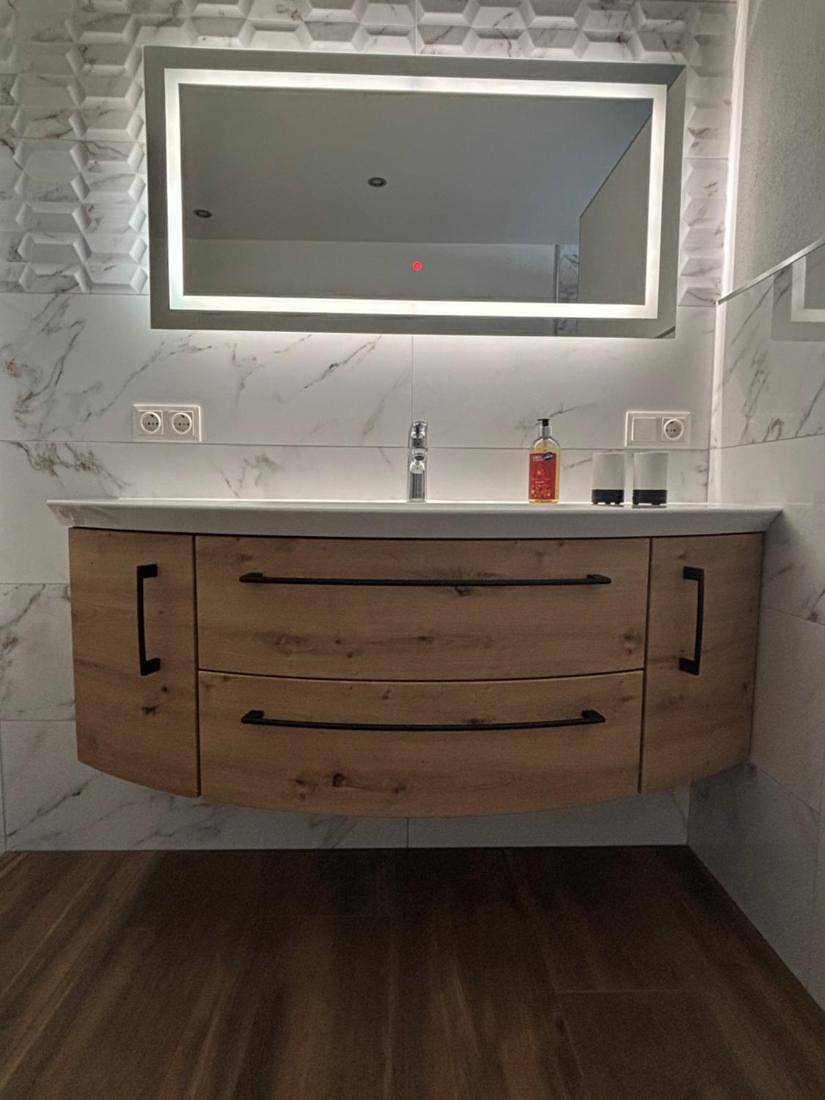 Ganze Wohnung, Charmantes Apartment in Goldegg, Österreich - Bergblick und privater Eingang in Goldegg, Ski Amadé