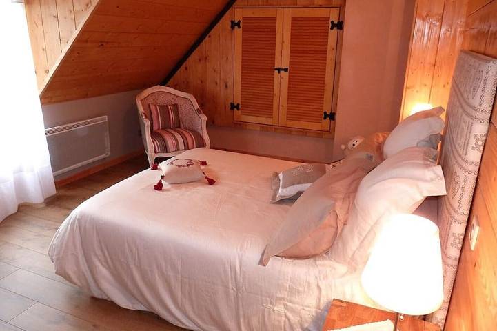 Gîte pour 4 personnes, avec balcon et jardin à Bun - 3