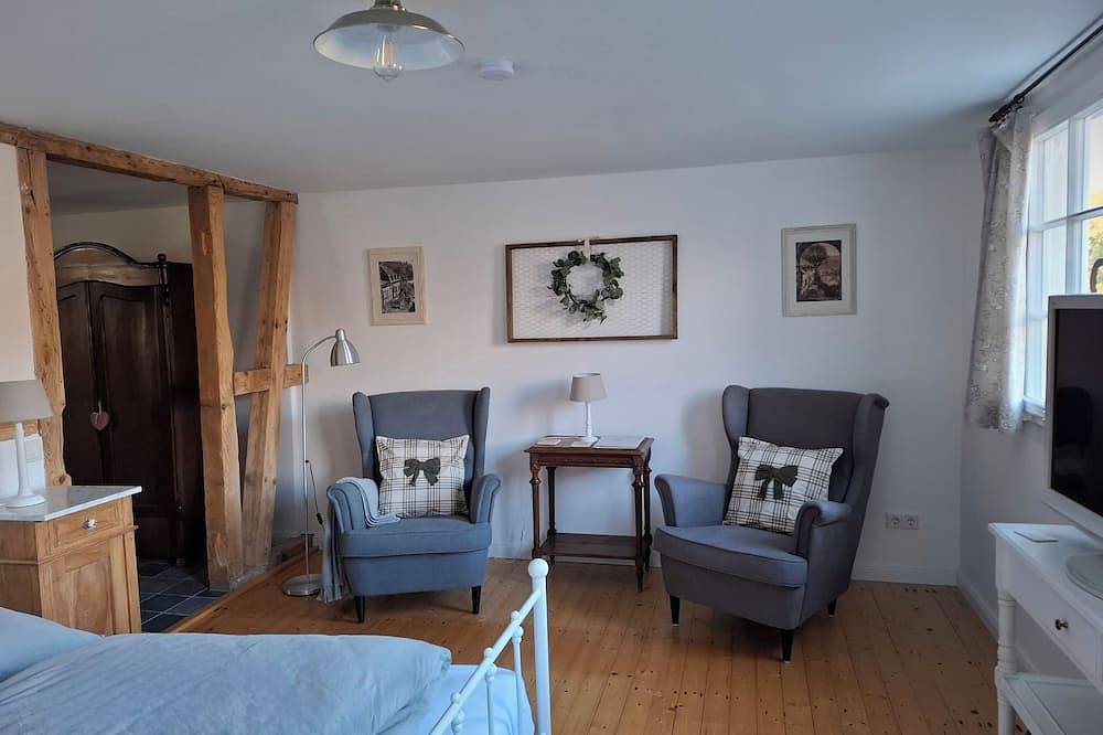 Geheel appartement, Stachelburg - apartment with fireplace room- apartment with terrace  in Monschau, Naturpark Hohes Venn-Eifel