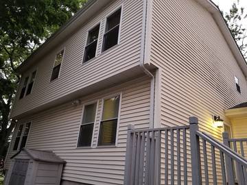Vacation House for 12 Guests in Stamford, Connecticut, Picture 2