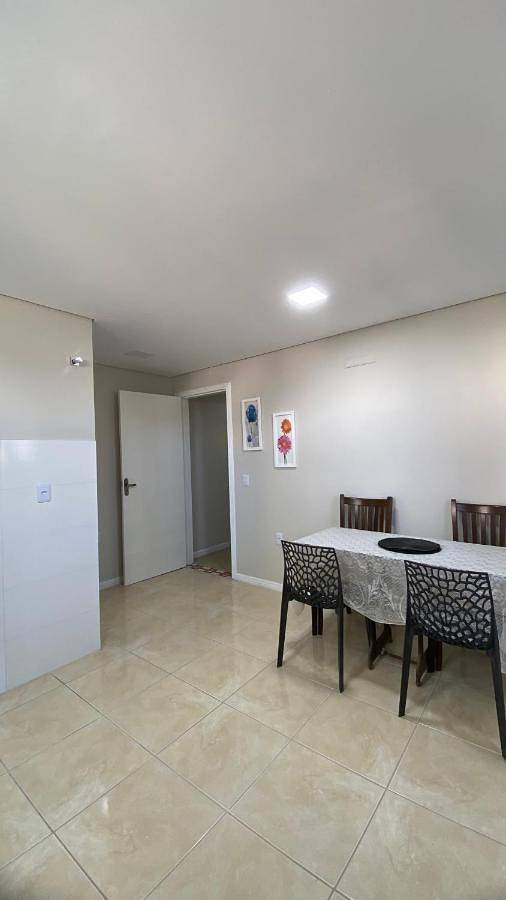 Casas e apartamentos de temporada para 4 pessoas, com terraço em Camboriú