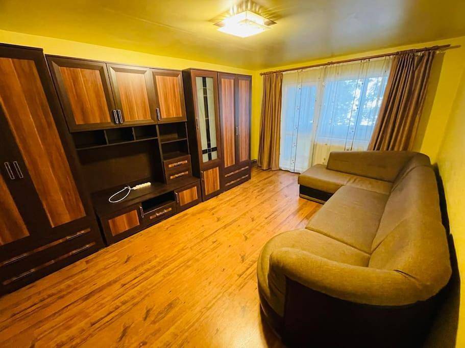 Appartement entier, One-Bedroom Apartment in Deva (Roumanie), Carpates