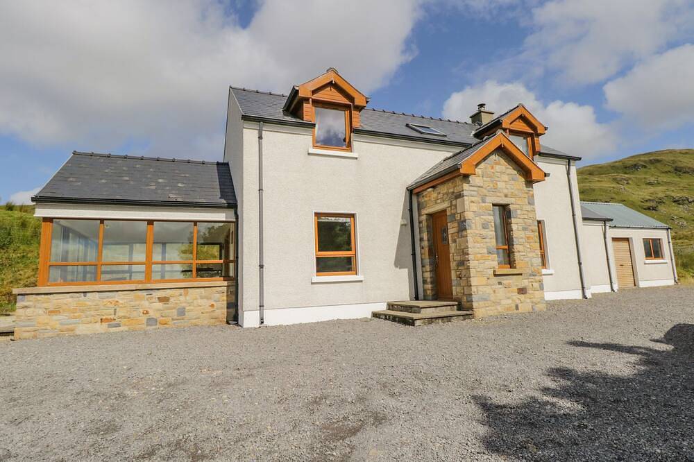 Blue Stack House, family friendly in Donegal Town, County Donegal in Binbane ED, Donegal