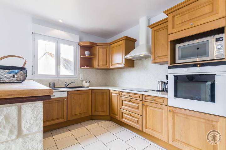 Gîte pour 6 personnes, avec terrasse et jardin, animaux acceptés à Gouville-sur-Mer - 4