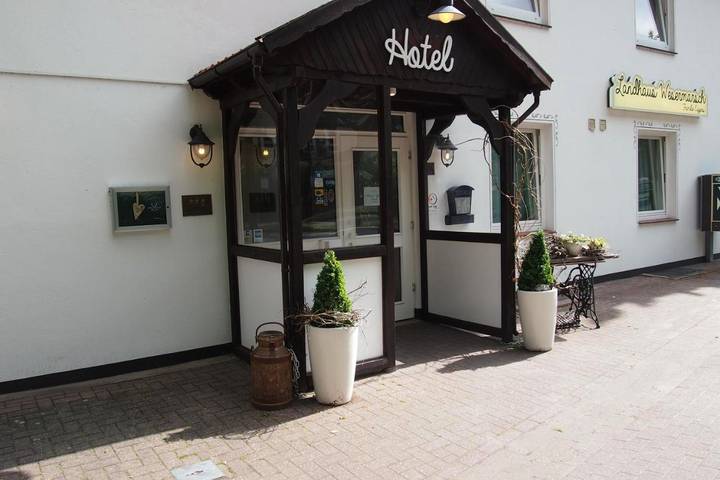 Hotel für 2 Personen, mit Terrasse und Ausblick in Achim