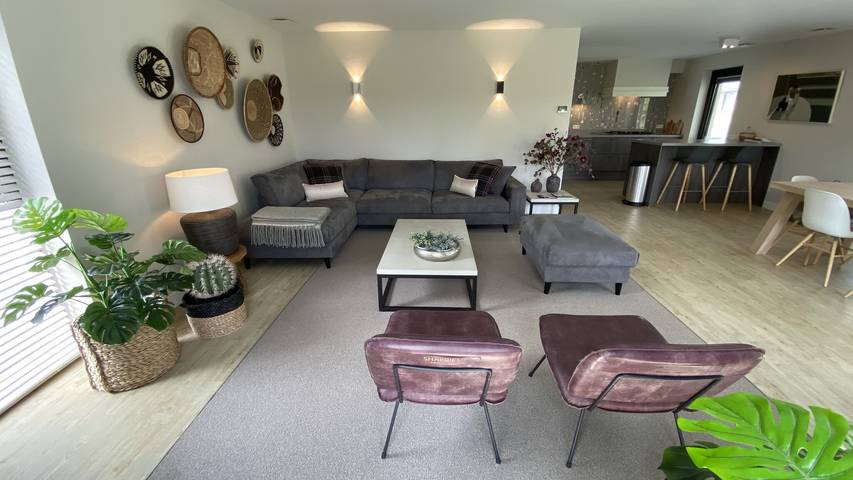 Vakantie Zeeland — Vz2661 Villa Comfort Extra Tholen | 8 personen in Tholen, Nederlandse Noordzeekust