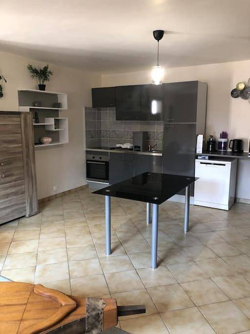 One-Bedroom House in Criquetot-le-Mauconduit, Région du Havre