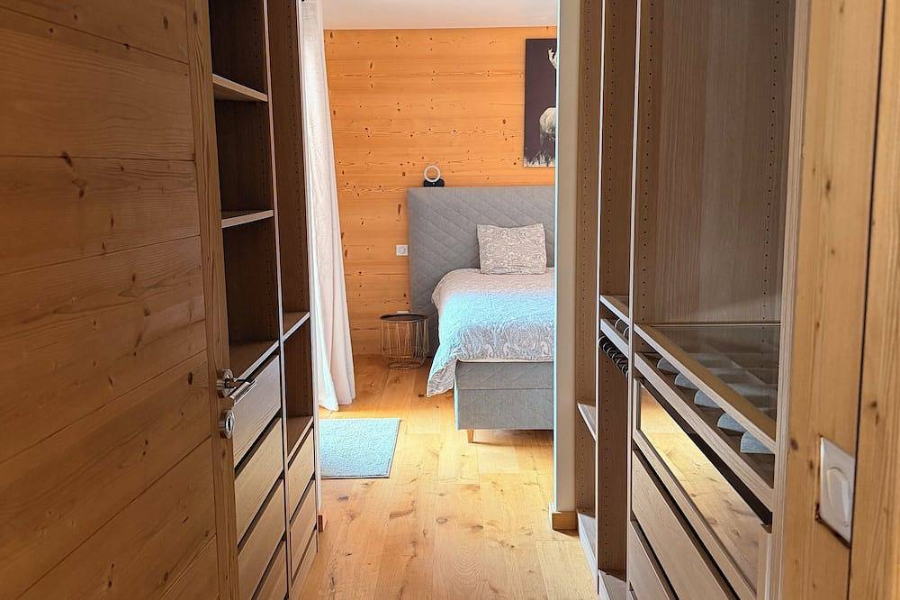 Mountain chalet overlooking Cordon near Combloux, Megeve and Chamonix in Sallanches, Pays du Mont-Blanc