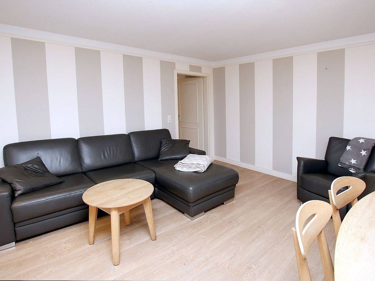 Ganze Ferienwohnung, But Dörp 3, Whg. 3 - Ferienwohnung in Wyk, mit 3- Zimmer auf ca. 45m² im Eg eines Reetdachhauses in Wyk auf Föhr (Stadt), Wyk auf Föhr