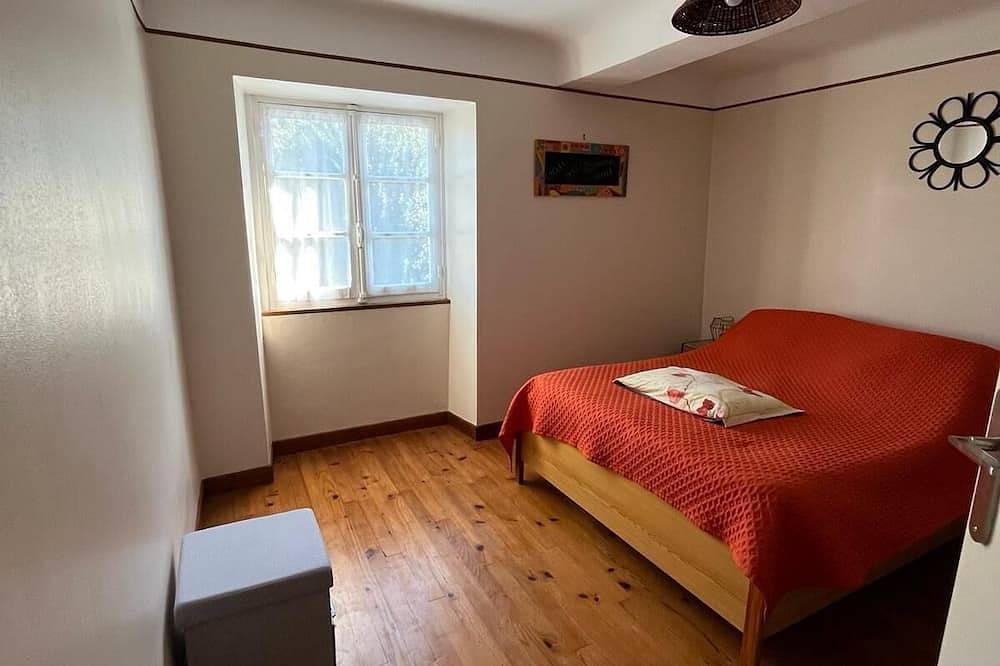 Appartement entier, Appartement de 50 m²  rénové dans maison Basque in Saint-Pée-sur-Nivelle, Région de Bayonne