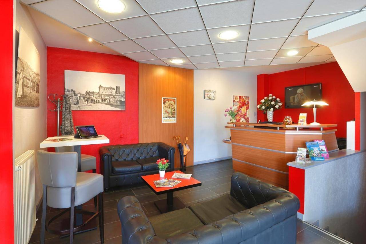 Twin Room in Pau, Béarn